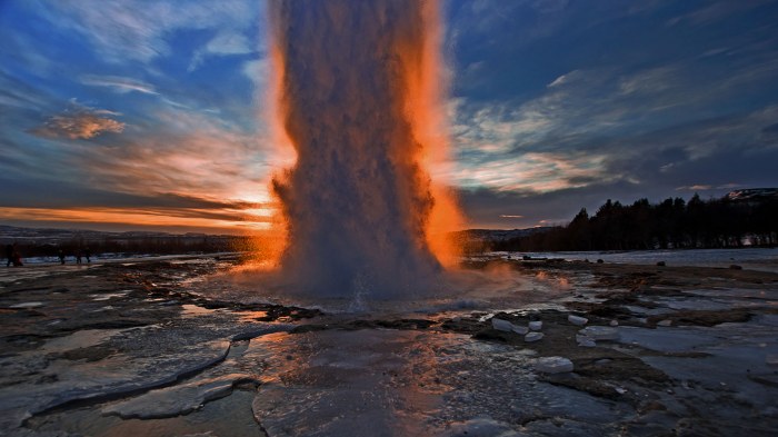 How to spell geyser