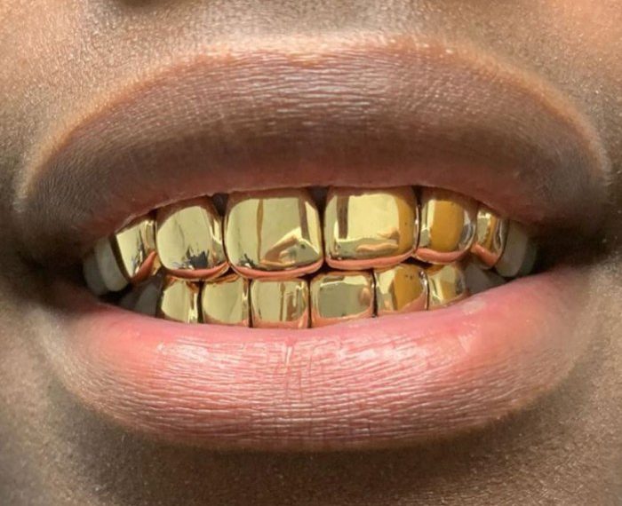 Pokemon blue gold teeth