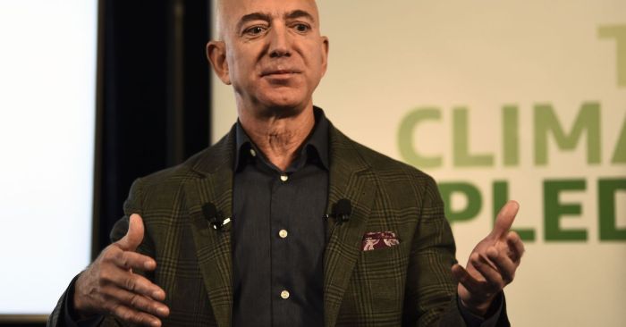 Bezos jeff investments money income passive