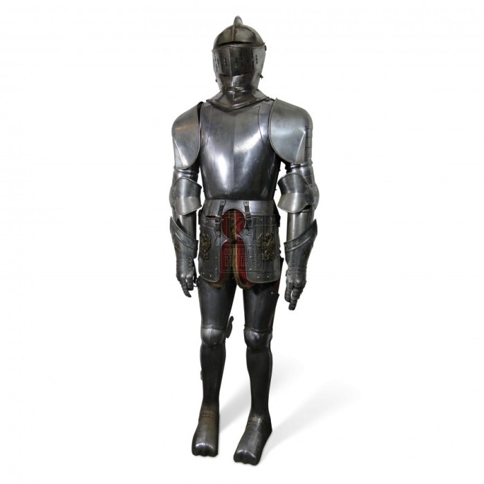 Women's suit of armor