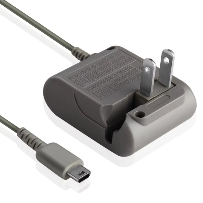 Charger for nintendo ds