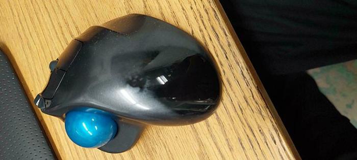 Mouse that doesn't click