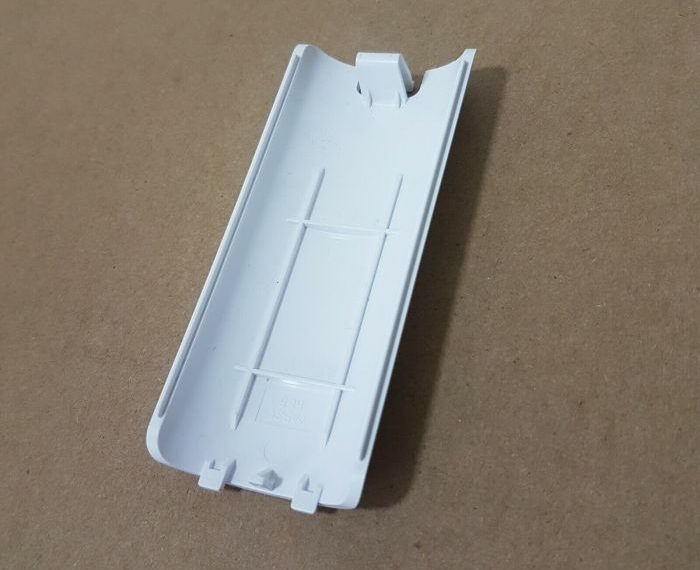 Wii remote battery cover