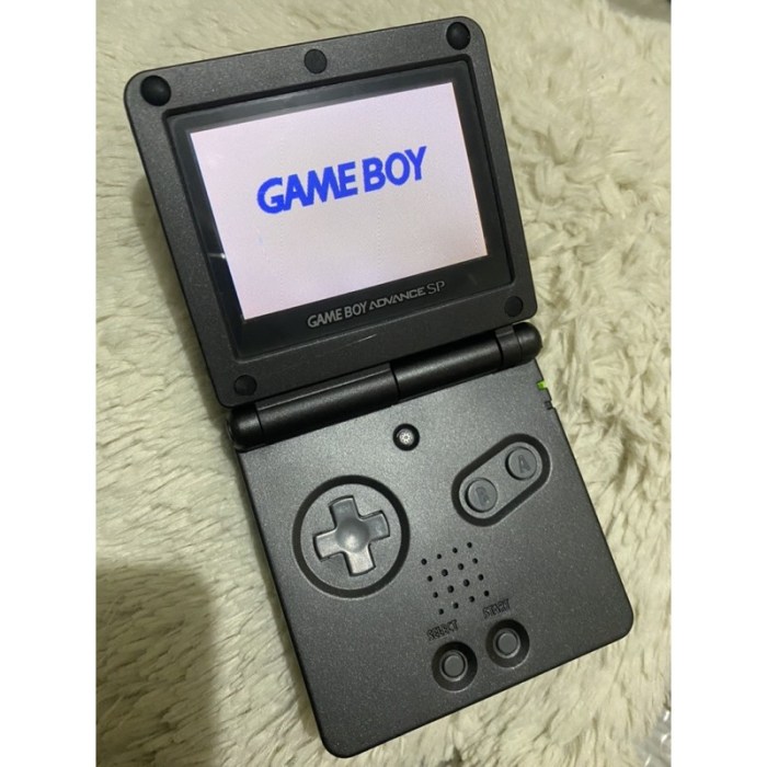 Gameboy sp 001 vs 101