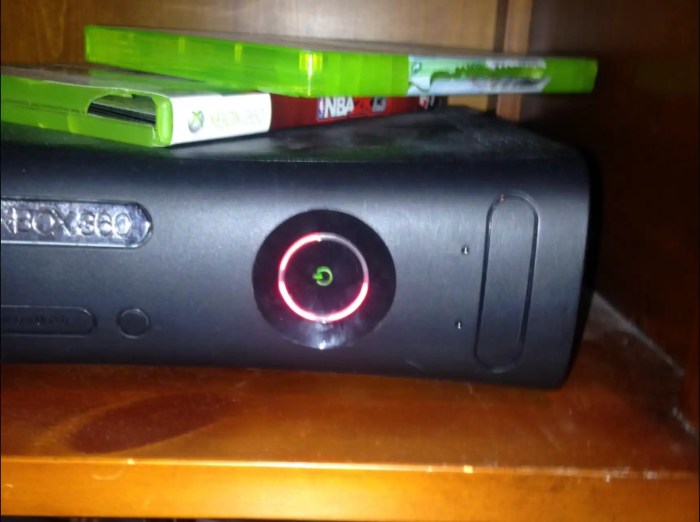 Xbox 360 slim red dot