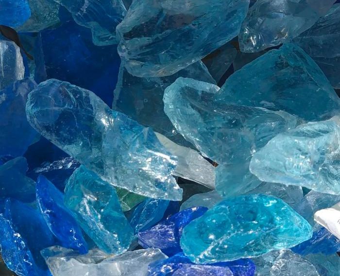 What crystals are blue