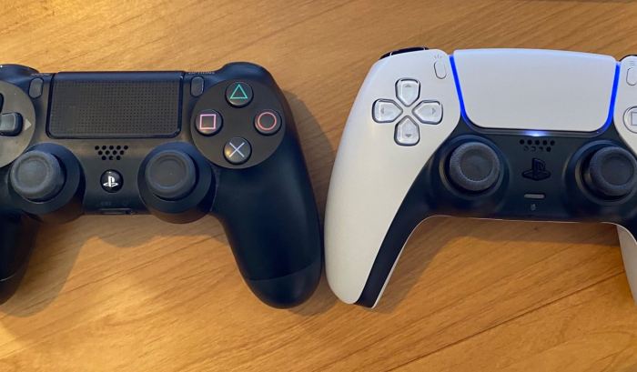 Size of a ps4 controller