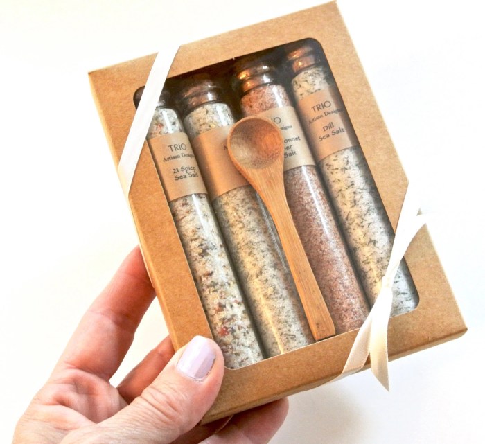 Salt and stone gift set