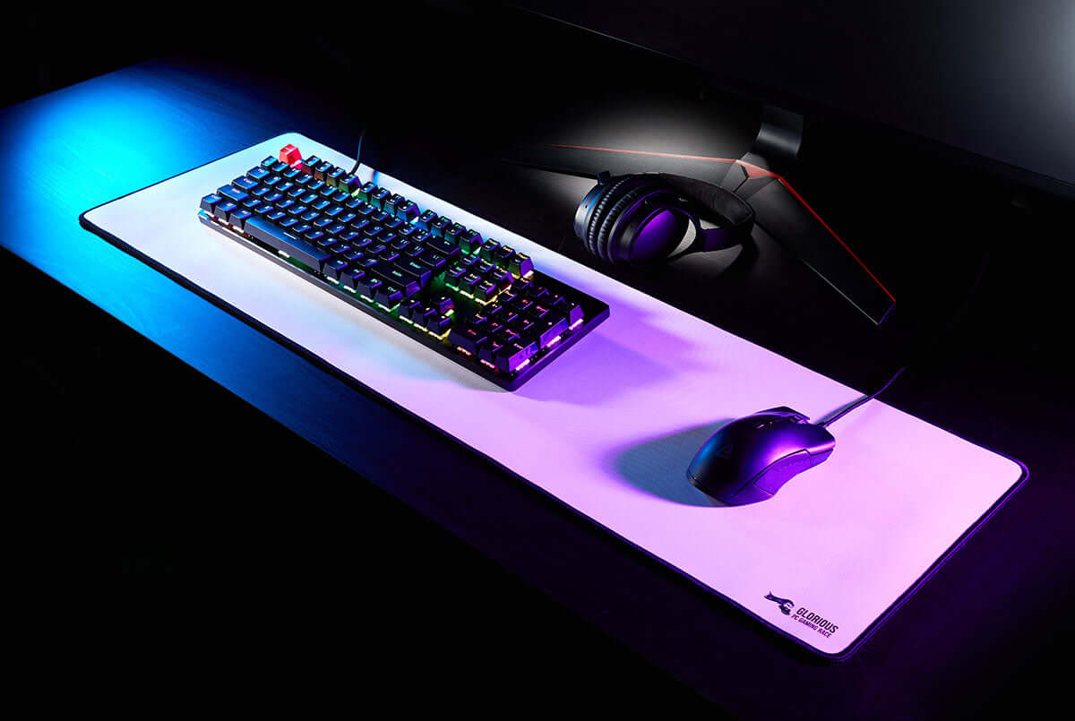 Gaming keyboard mouse pad