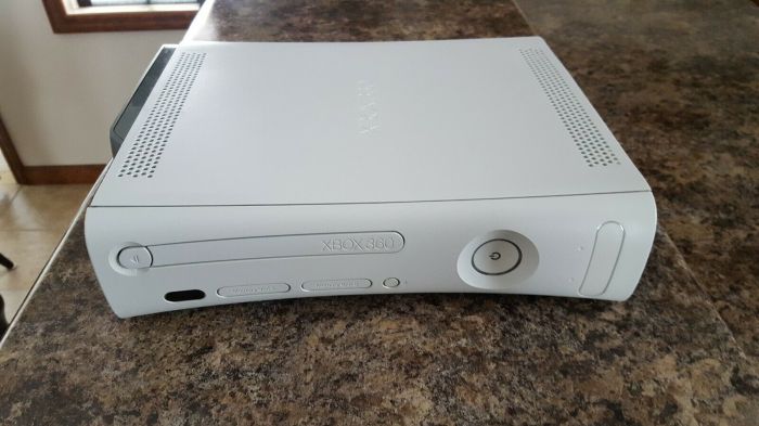 Xbox 360 slim white