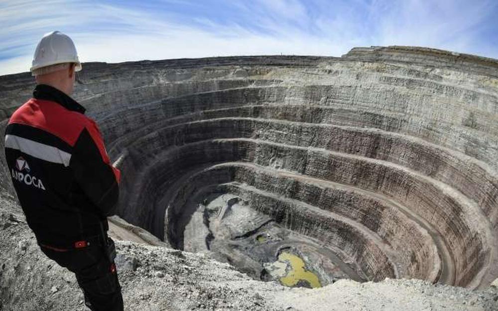 Lac des mine iles palladium canada mining