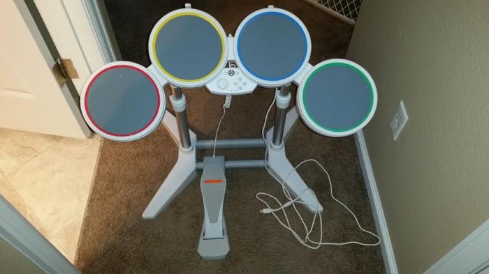 Nintendo wii drum kit