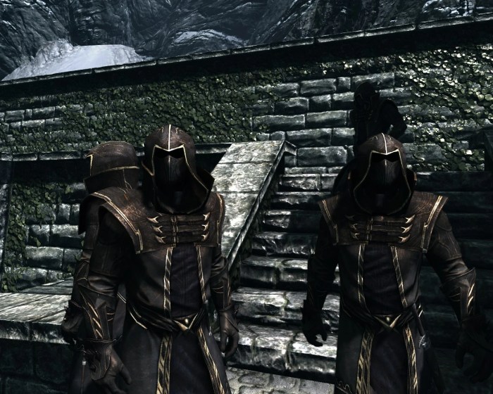 Skyrim hooded black robes