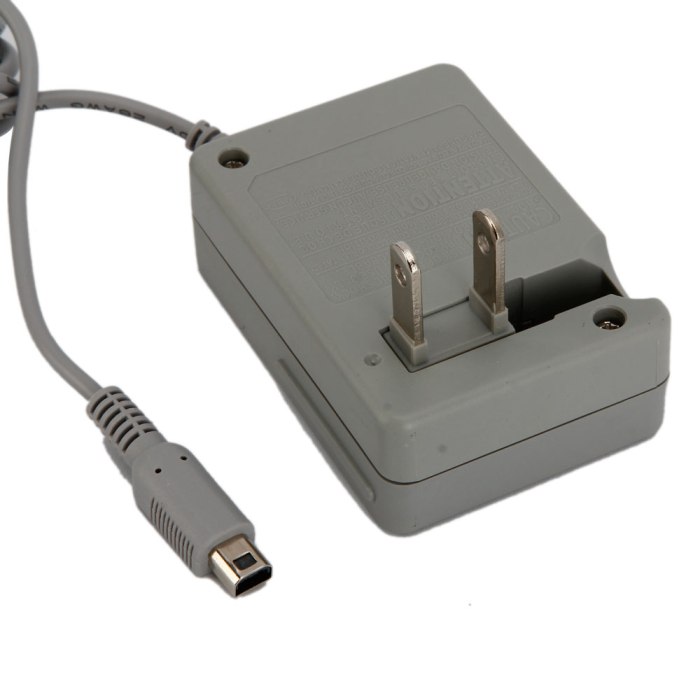 Nintendo dsi xl charger