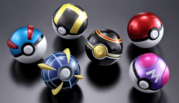 Pokeball black and yellow